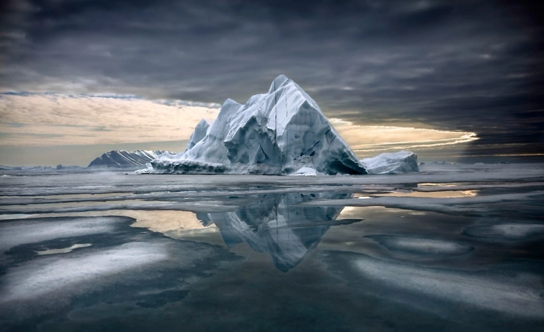 Event-Image for 'Sebastian Copeland&rsquo;s GREENLAND  THE LAST GENERATION ON ICE'