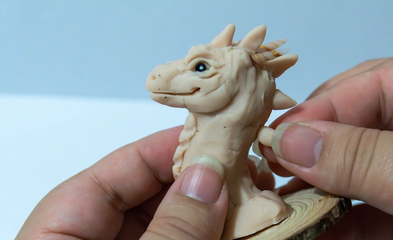 Event-Image for 'Anfängerkurs Drachenköpfe modellieren'