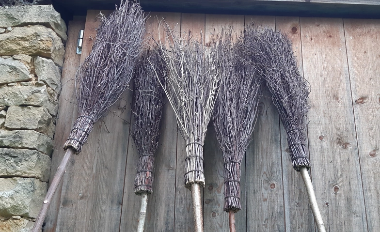 Event-Image for 'NATURENA: Reisigbesen herstellen'