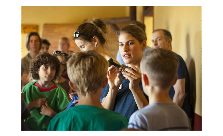 Event-Image for 'F&uuml;hrung f&uuml;r Familien im R&ouml;merhaus'