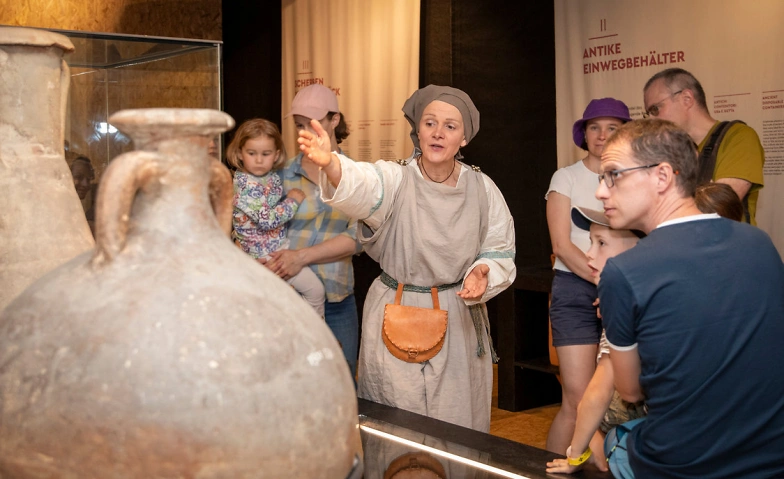 Event-Image for 'Das perfekte Dinner: Ein szenischer Rundgang für Familien'