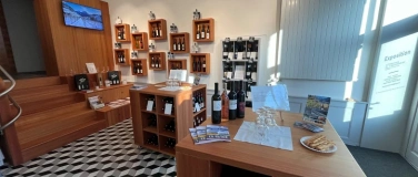 Event-Image for 'Visite commentée "afterwork" et dégustation de vins aiglons'
