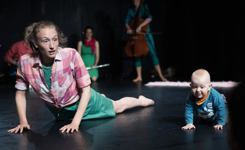"Alice tanzt" an den MiniKulturTagen Familienzentrum Karussell, Haselstrasse 6, 5400 Baden Tickets