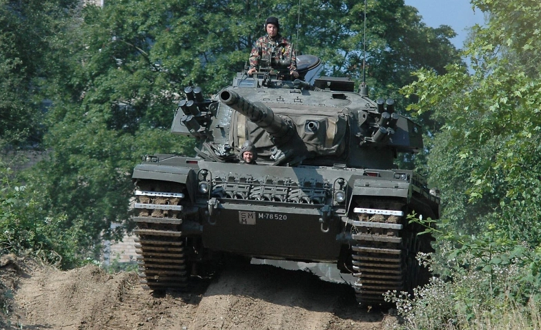 Panzersamstag: Passagierfahrt im Panzer 57 Centurion Tickets