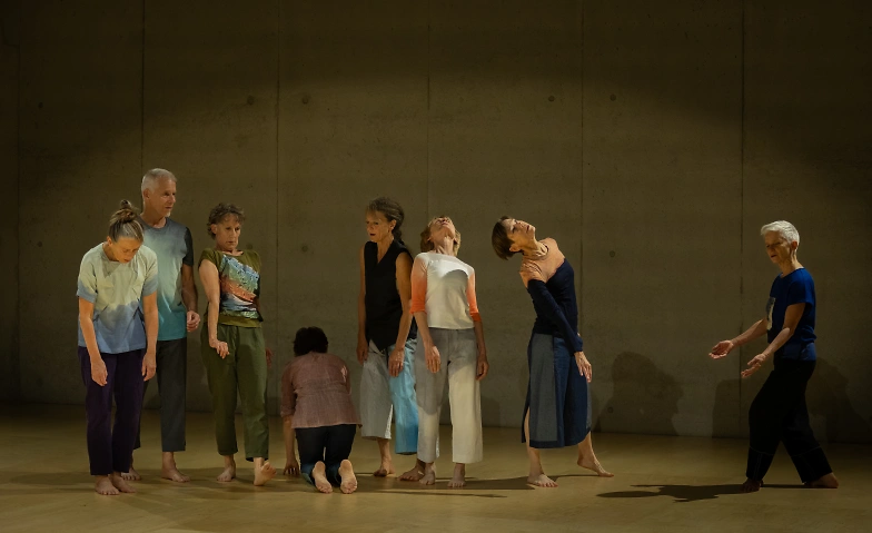 Event-Image for 'making a sullen roar (as the wind does)'