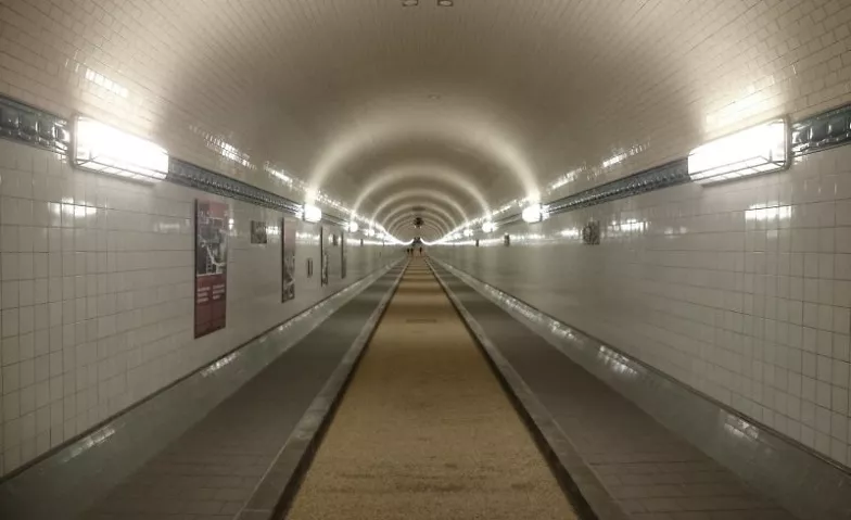 Tunnelblick-Tour St. Petri Kirche Billets