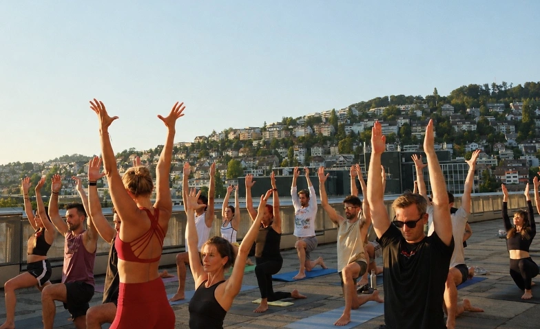 Event-Image for 'ROOFTOP SUNSET YOGA FLOW with a breathtaking view'
