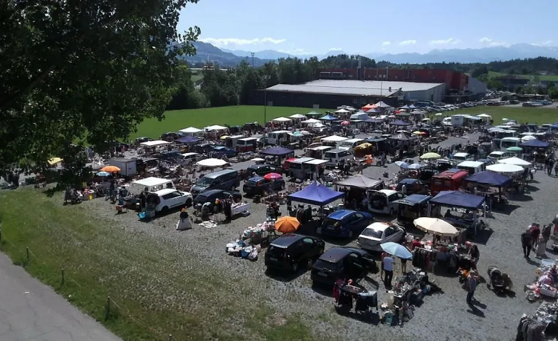 Samstag, 15. April grosser Aussenflohmarkt in Wetzikon / ZH Bei der Eishalle Wetzikon / ZH Tickets