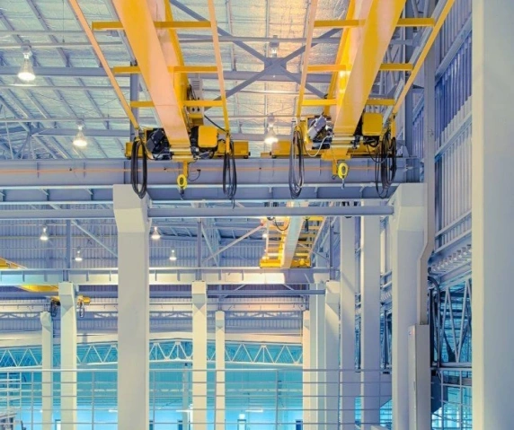 Hallenkran Brückenkran mit Bedienberechtigung Kurse Schulungszentrum für Bauwesen und Logistik Geimer, Intzestraße 8 - 10, 60314 Frankfurt am Main Tickets