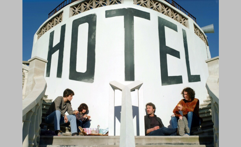 Event-Image for 'Hôtel Silence'