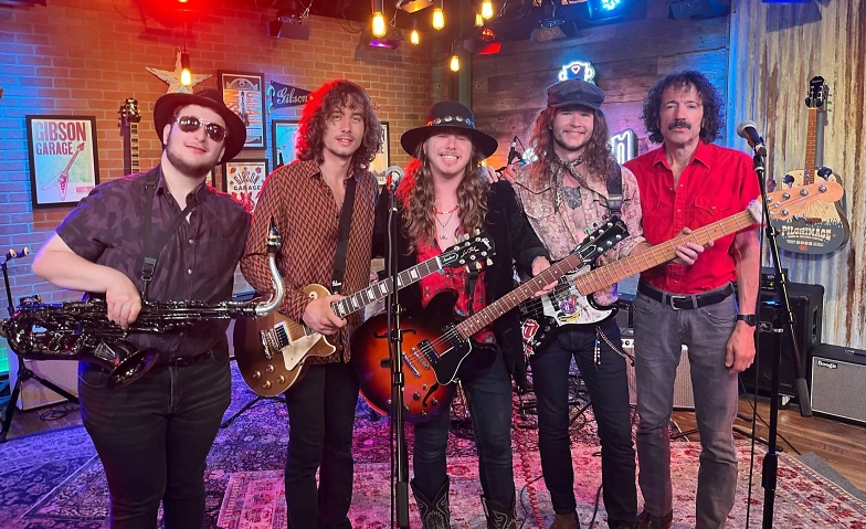 Hippies &amp; Cowboys (USA) Tickets