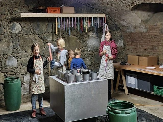 Kerzenziehen im Gewölbekeller (Achtung, andere Zeit!) Gutsbetrieb Castell, Castell 10, 8274 Tägerwilen Tickets