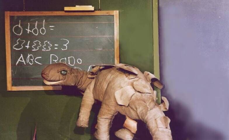 Herr Kluge und ein Dinosaurier in der Schule Tickets