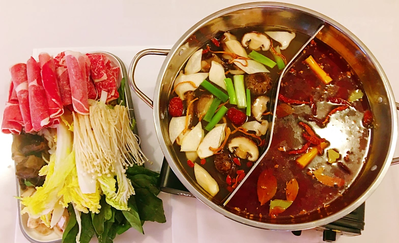 Event-Image for 'Hotpot Plausch - all you can eat and drink'