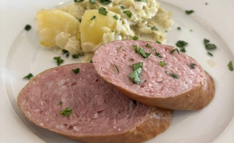 Treberwurstessen im Restaurant Treff Billets