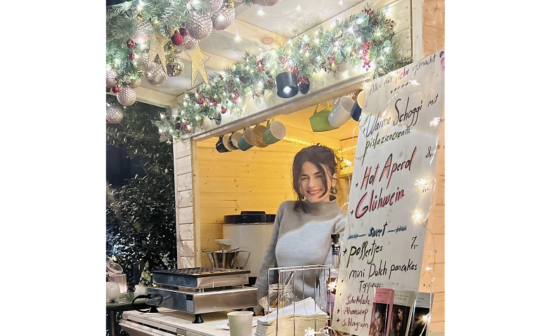 Event-Image for 'Cozy Winter Drinks & Waffles – Tiny Christmas Stall in Züric'