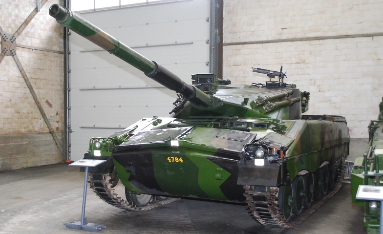 Panzersamstag: Passagierfahrt im Schwedischen Panzer IKV 91 Billets