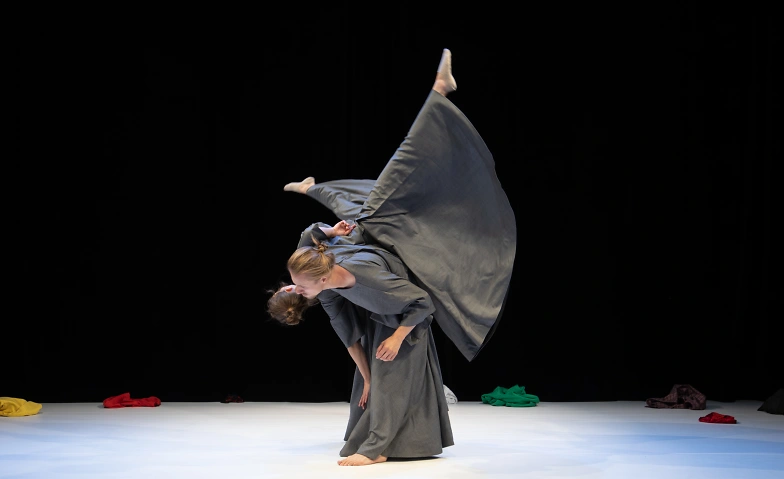 Dual - Akrobatisches Theater Billets