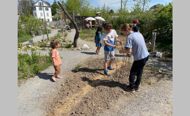 Event-Image for 'Kartoffeln pflanzen im Garten am Bach'