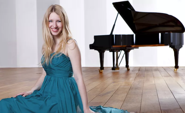 Weltklassik am Klavier - Katharina Hack spielt Mozart u.a. Stadthalle am Nollen, Nollenstraße 15, 77723 Gengenbach Tickets