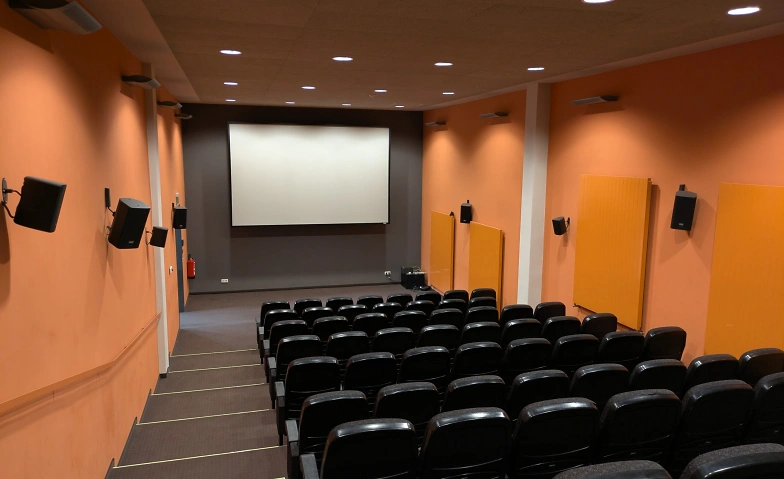 Film Caf&eacute; Tickets