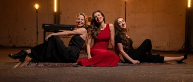 Event-Image for 'Von Weihnachtsgurke bis Lametta - Theaterlabor Traumgesicht'