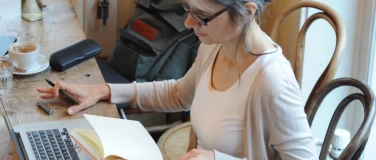 Event-Image for 'Online Schreibwerkstatt: Mit den eigenen Wurzeln verbinden'