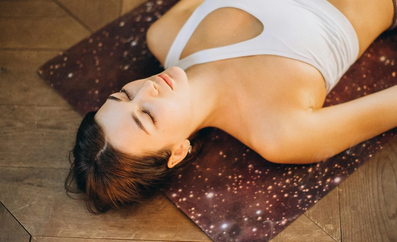 Rise & Shine - Yoga & Hypnose für Innere Klarheit