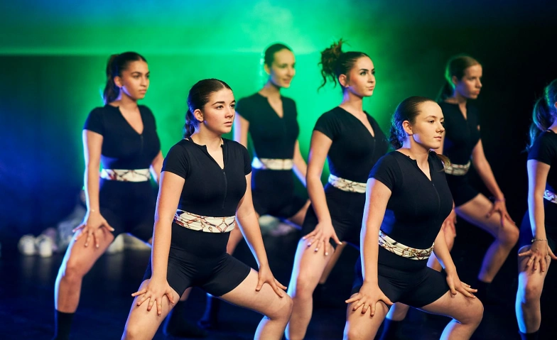 Tanzshow: mint - superhero edition Tickets