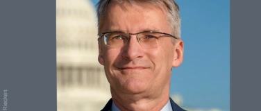 Event-Image for 'Verschoben -Vortrag und Gespräch mit Elmar Theveßen Deadline'