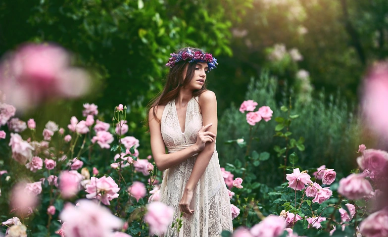 Lasse deinen Schossraum erblühen – mit Isabel und Monika