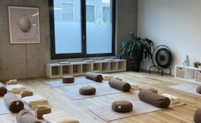 Event-Image for 'Wöchentlich Yoga im Salmenpark'