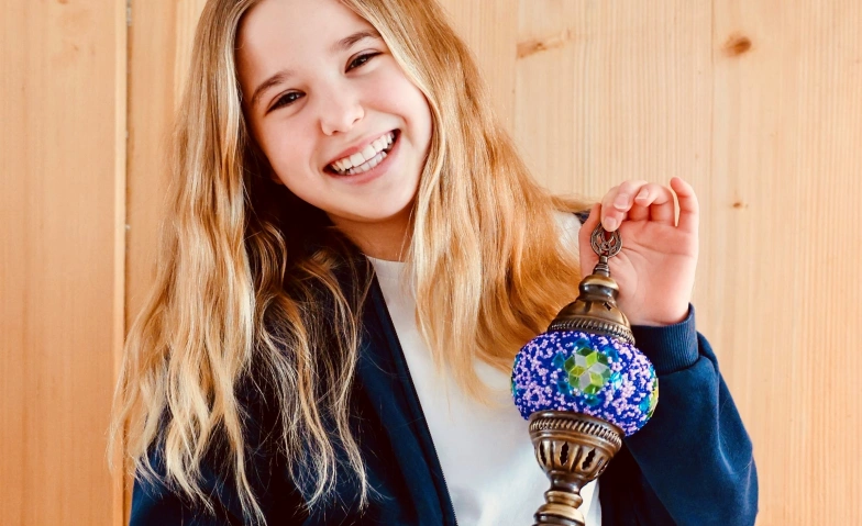 Event-Image for 'Kinder-Ferienkurs - KreativWorkshop: Mosaiklampen gestalten'