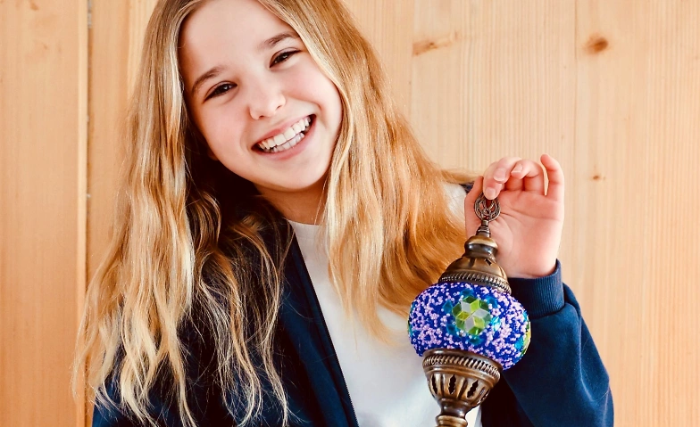 Kinder-Ferienkurs - KreativWorkshop: Mosaiklampen gestalten Tickets