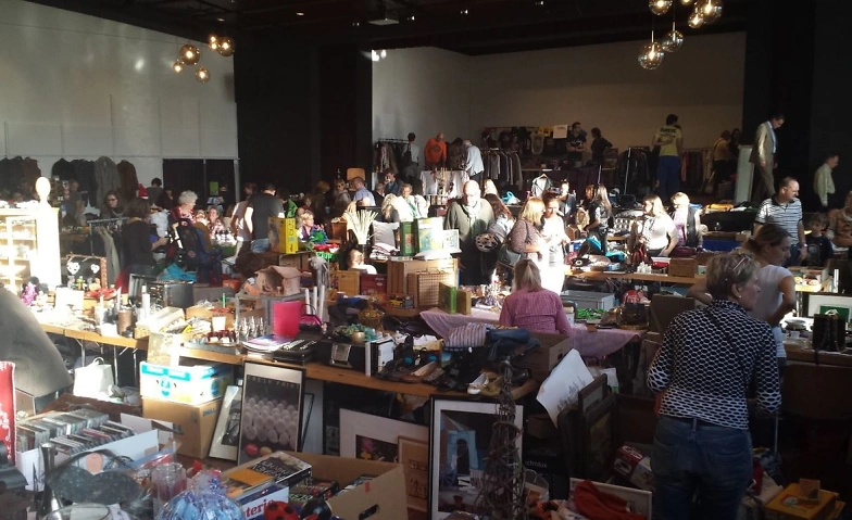 Event-Image for 'Sonntag, 12. Oktober Grosser Hallenflohmarkt in Uster / ZH !'