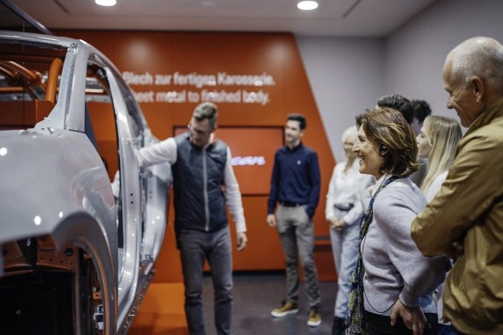 Porsche Leipzig Werksf&uuml;hrung Intensiv Porsche Experience Center Leipzig, Porschestra&szlig;e 1, 04158 Leipzig Tickets