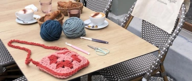 Event-Image for 'Create Your Own Crochet Bag and Wine!️'