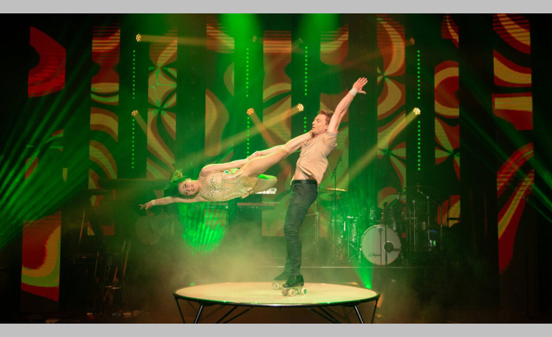 Event-Image for 'Wintergarten Varieté Berlin: 90's Forever - Hits & Acrobatic'